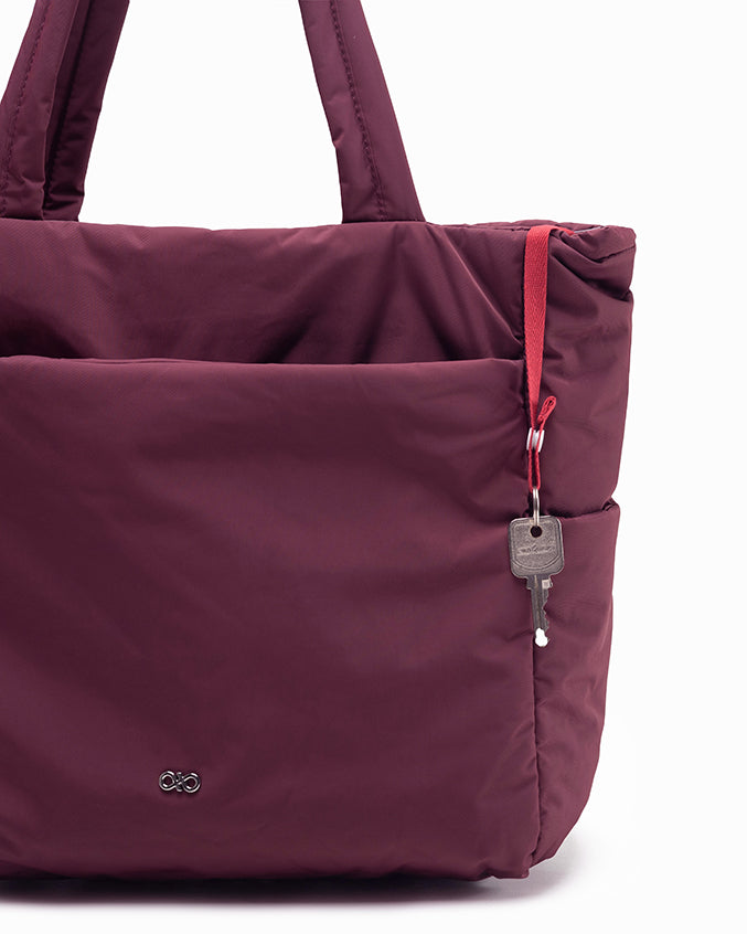 POSH TOTE BAG IN WINE