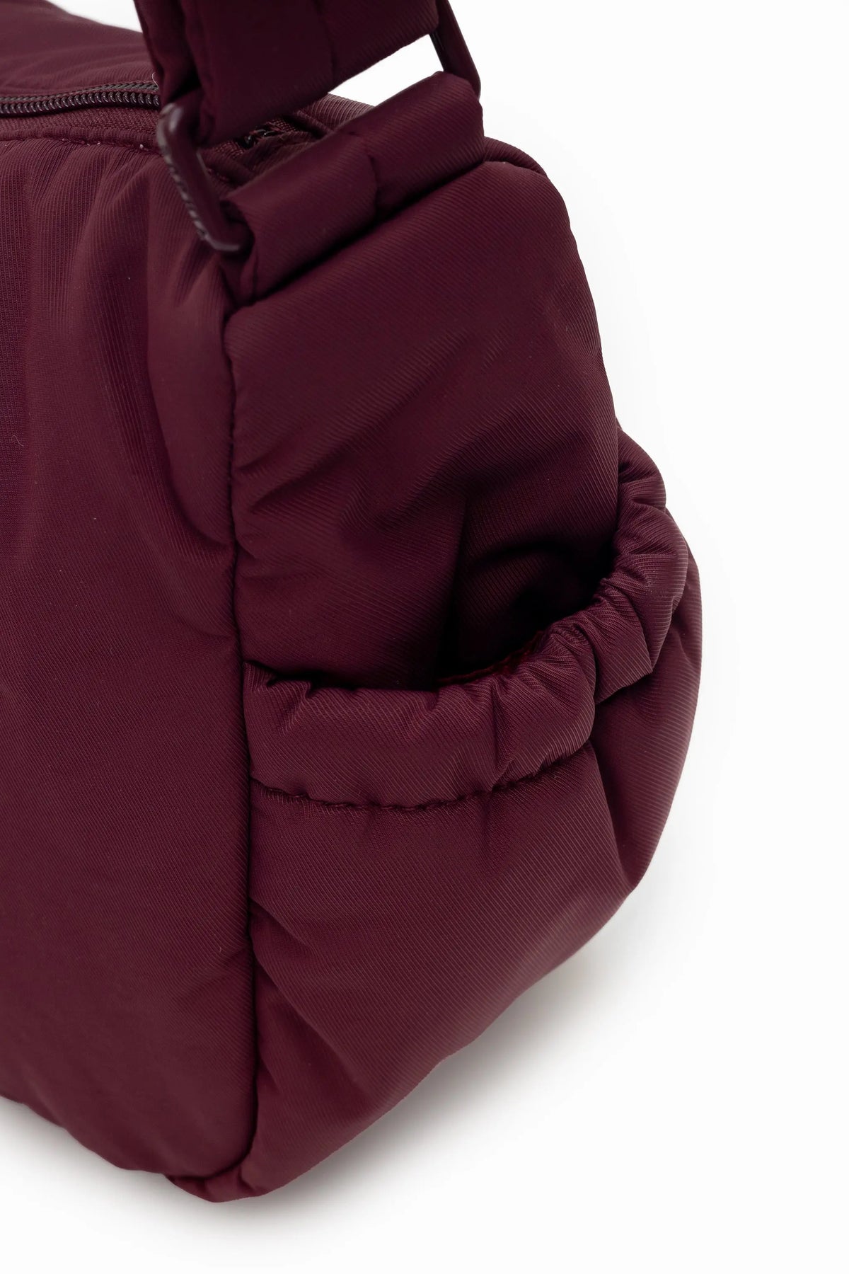 MINI SIGNATURE POCKET CROSSBODY BAG IN POSH WINE