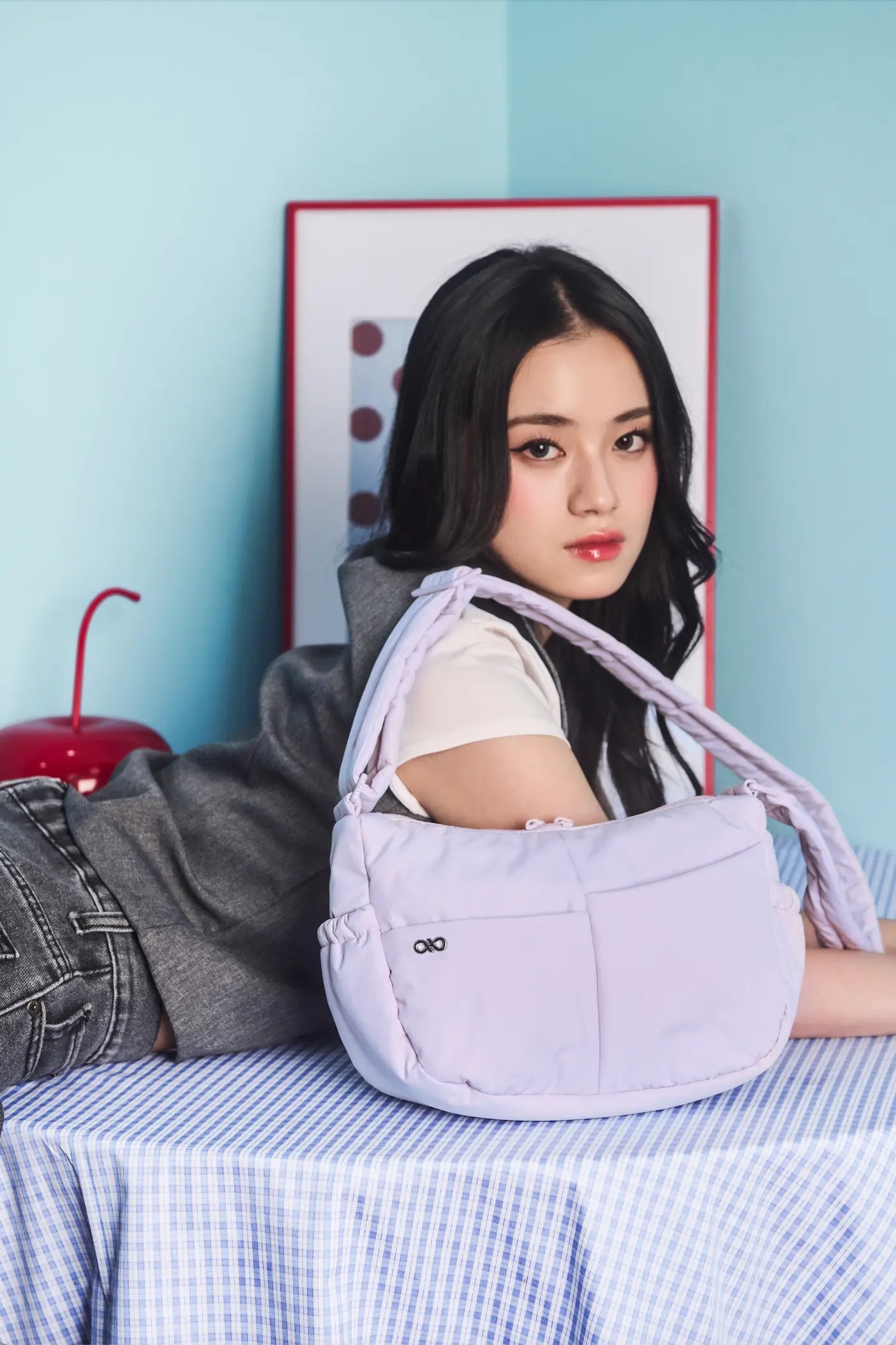 MINI SIGNATURE POCKET CROSSBODY BAG IN COSY BERRY
