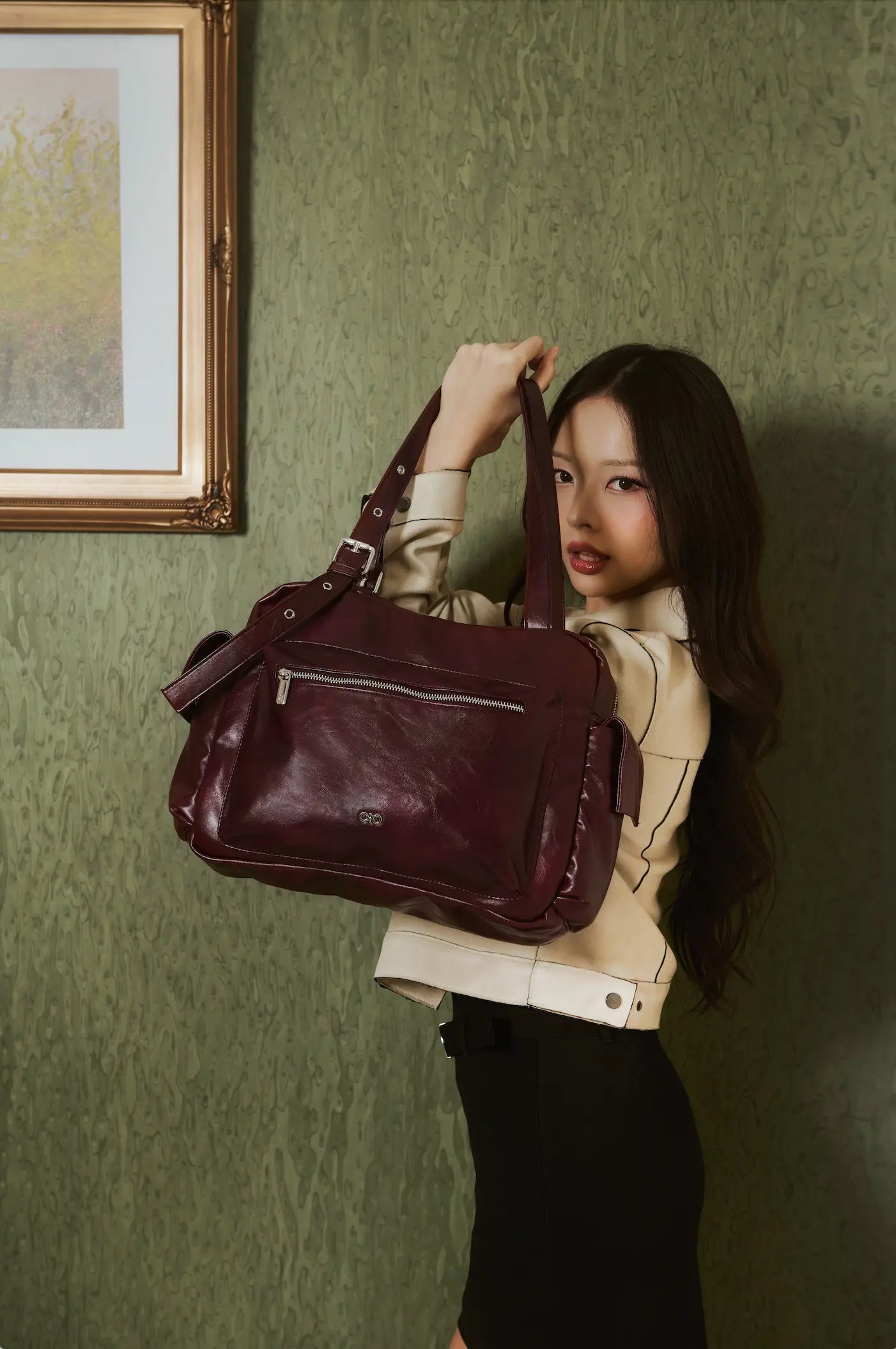 EVERYDAY CITY TOTE BAG IN CHERRY