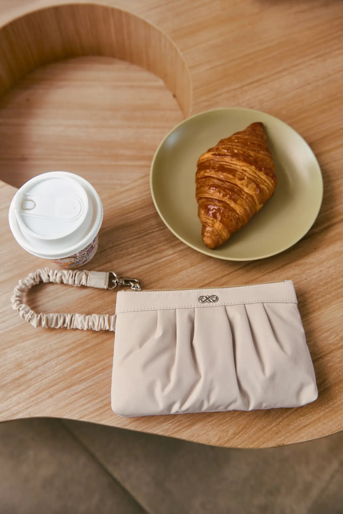 THE DAILY WRISTLET IN OAT