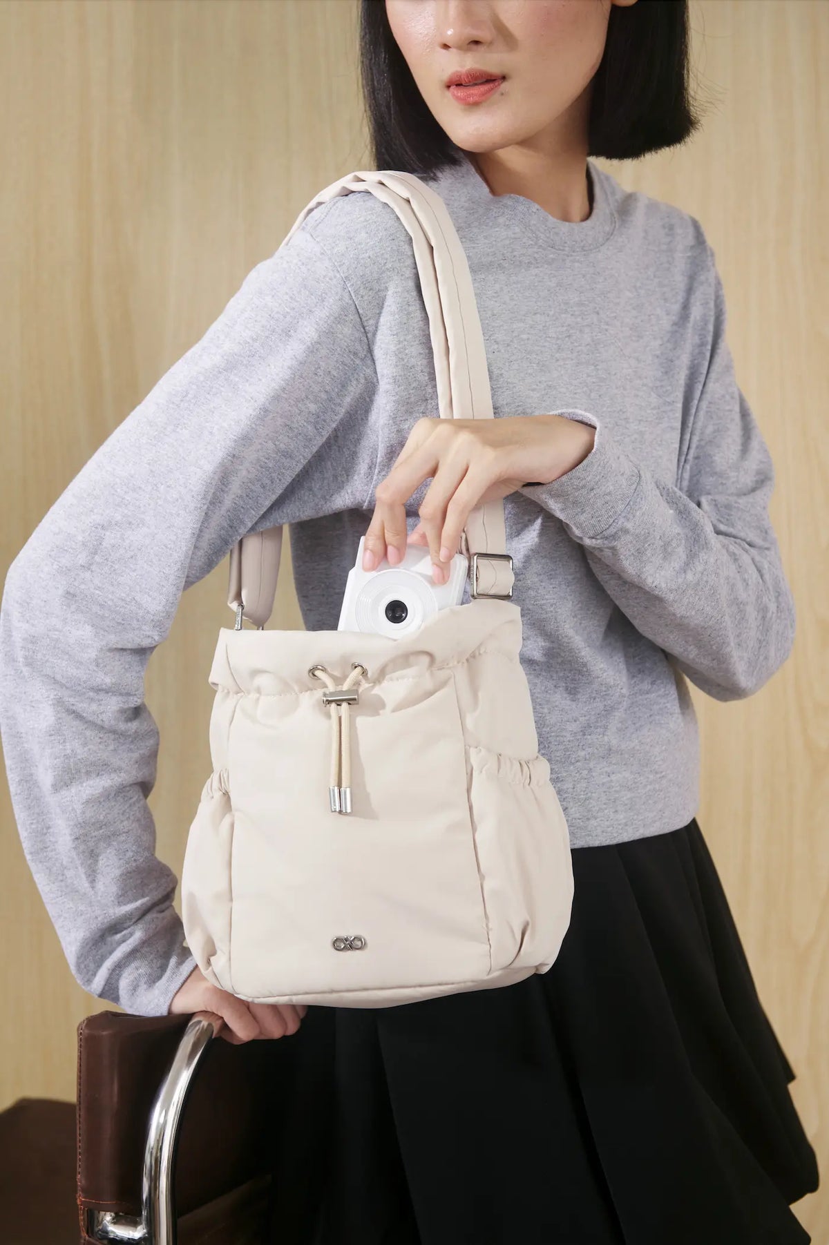 MINI COSY LUXE BUCKET BAG IN OAT