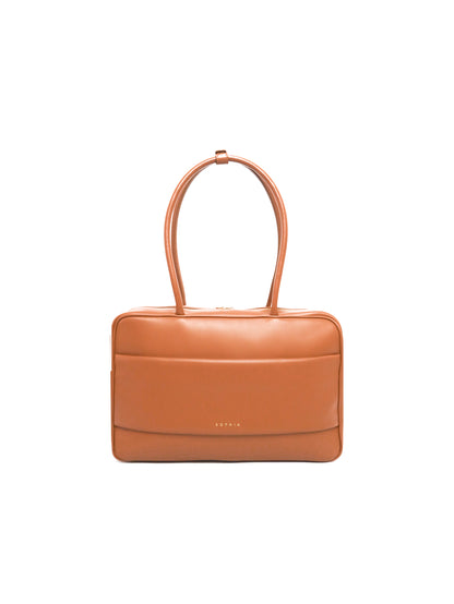 SIGNATURE POCKET L REI TOTE BAG IN CAMEL