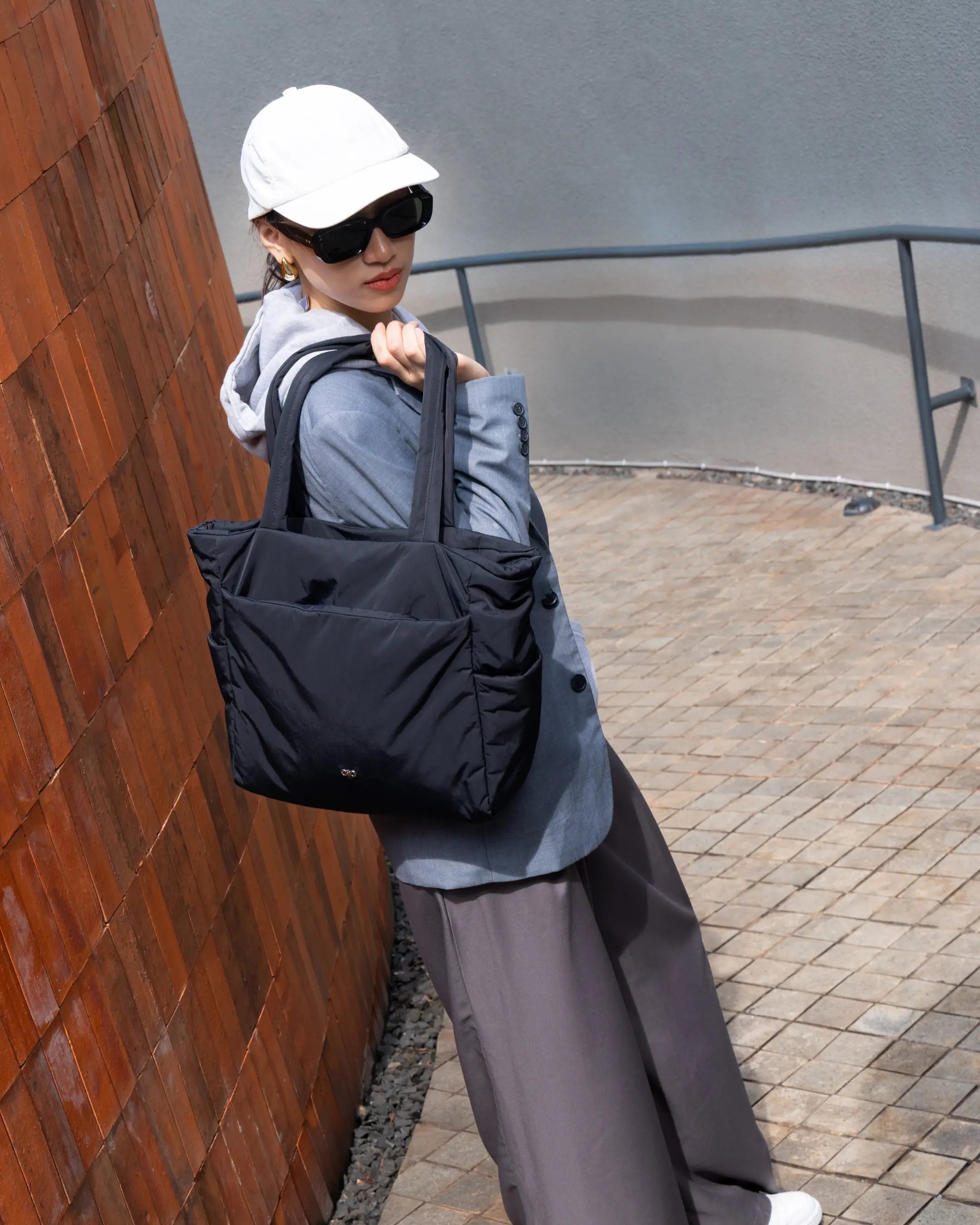 POSH TOTE BAG IN JET BLACK TSL Singapore