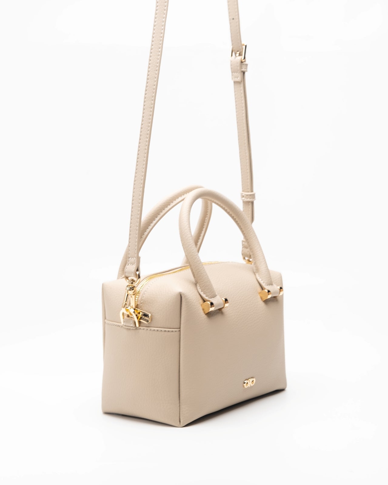 COOPER MAGIC BOSTON BAG IN ALMOND