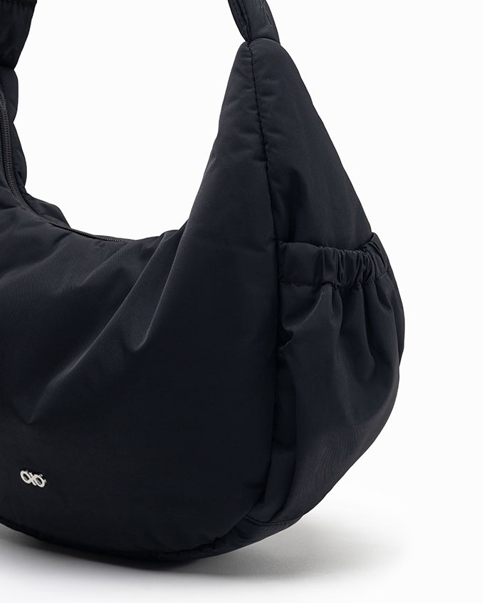 L POSH CRESCENT BAG IN JET BLACK