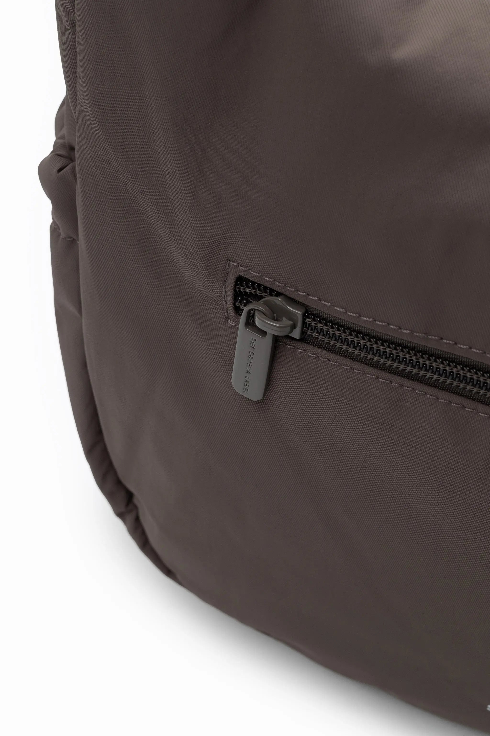 SIGNATURE POCKET CROSSBODY BAG 2.0 IN POSH TAUPE 