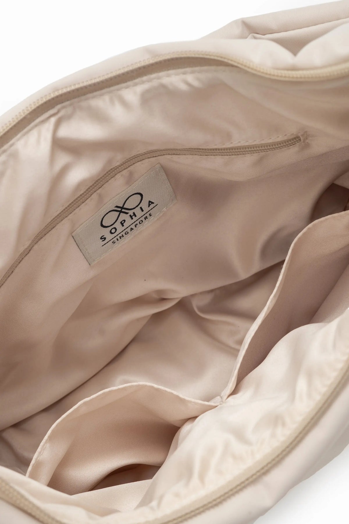 COSY LUXE L CRESCENT BAG 2.0 IN OAT 