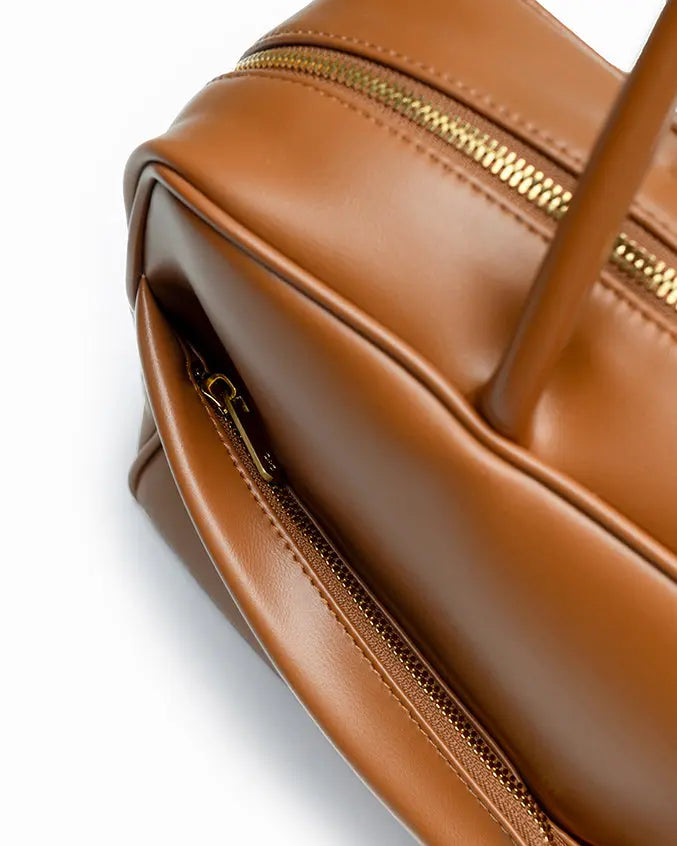 SIGNATURE POCKET L REI TOTE BAG IN CAMEL TSL Singapore