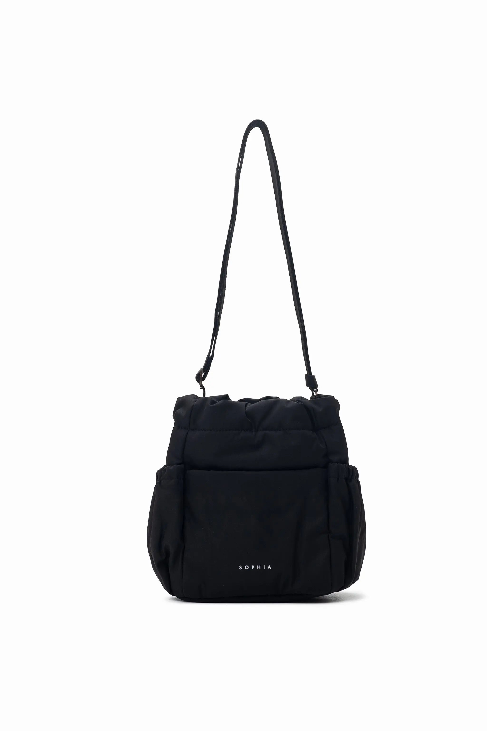 COSY LUXE BUCKET BAG IN JET BLACK 