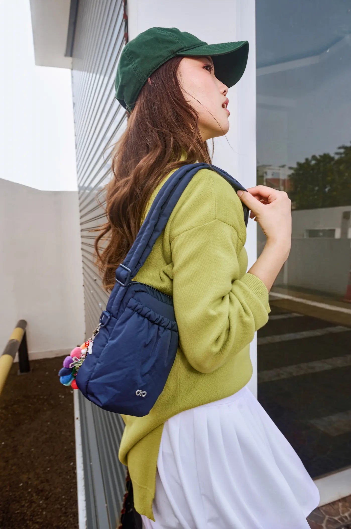 POSH SWIFT SLING IN MIDNIGHT 