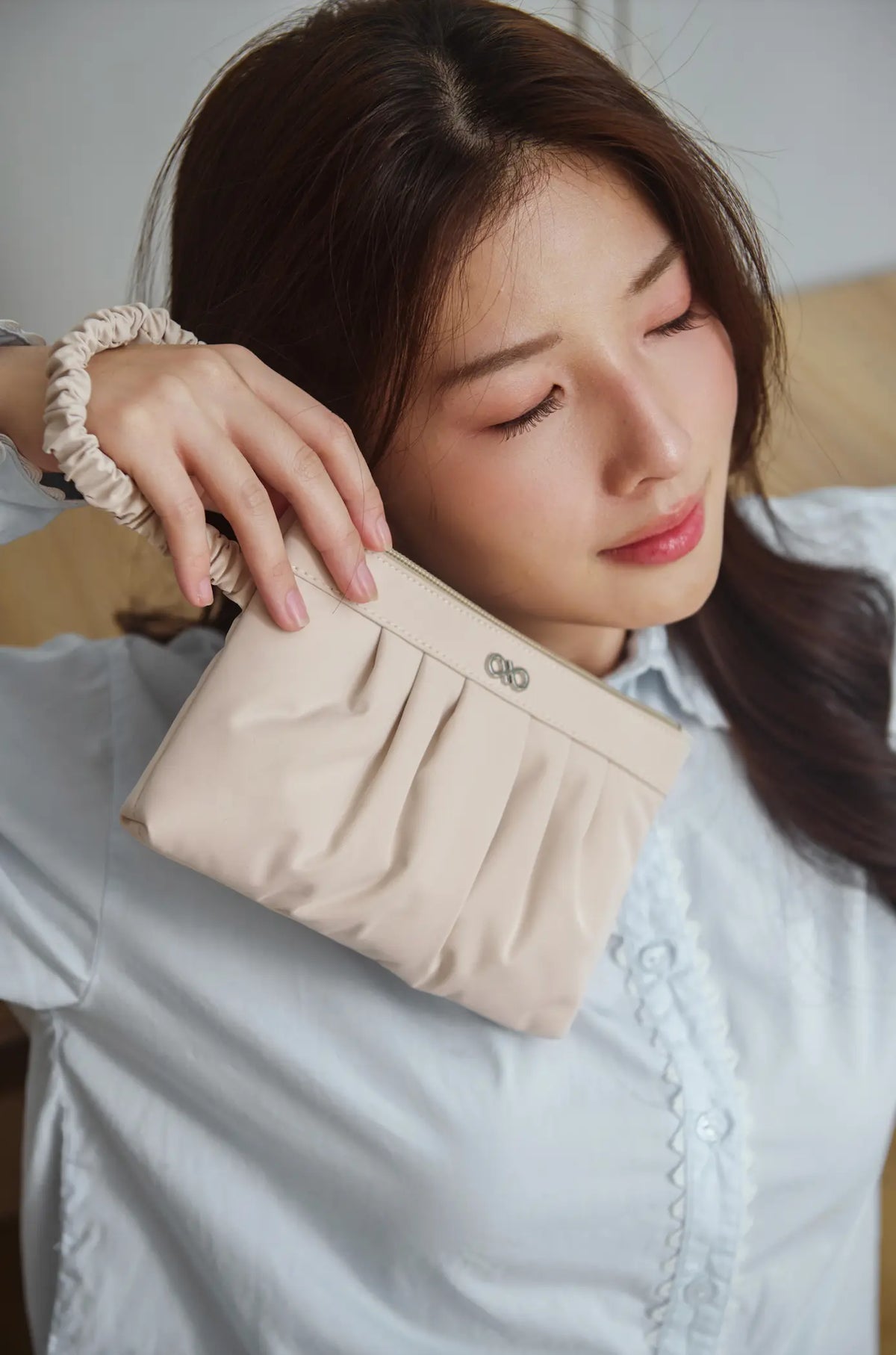 THE DAILY WRISTLET IN OAT 