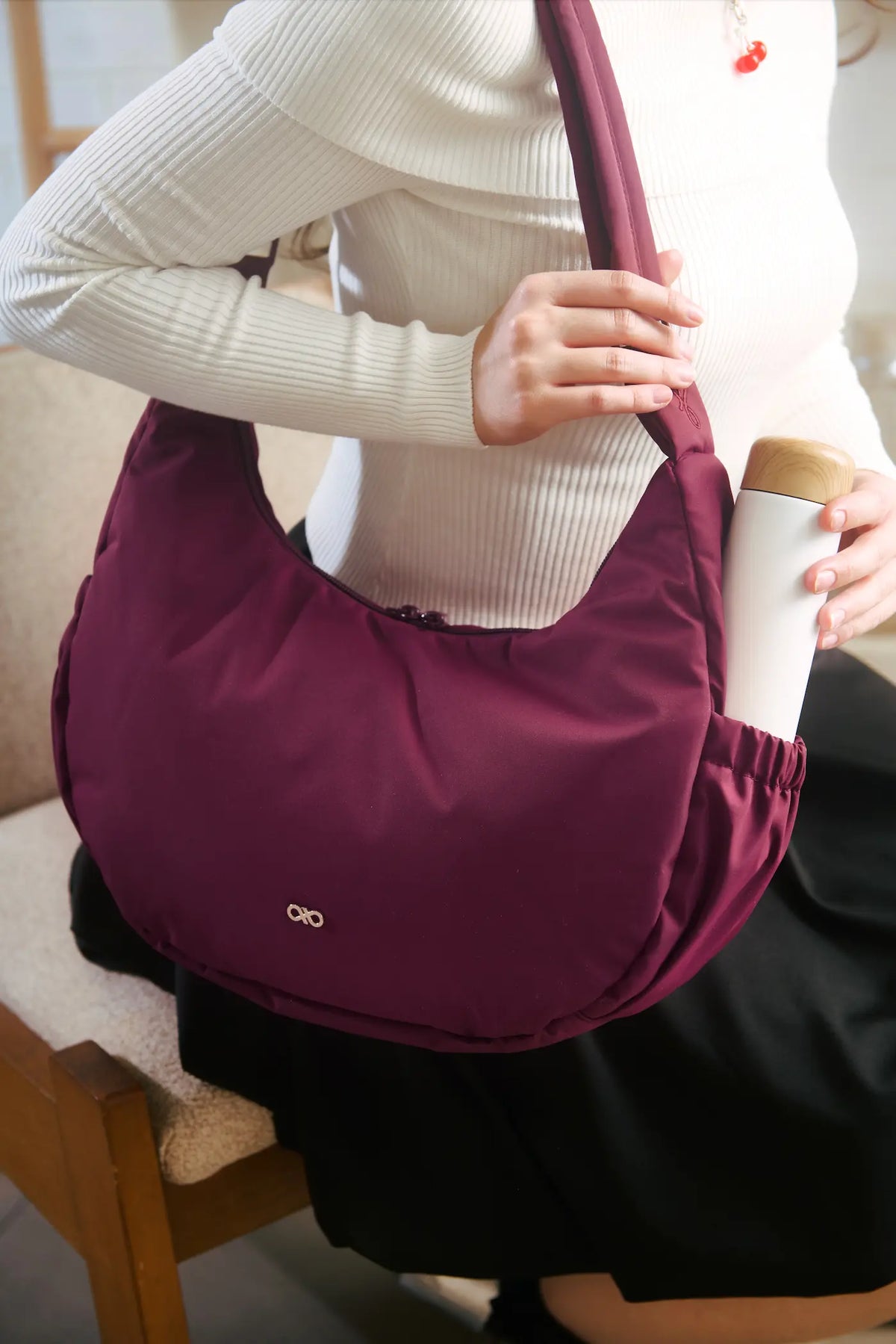 COSY LUXE L CRESCENT BAG 2.0 IN WINE 