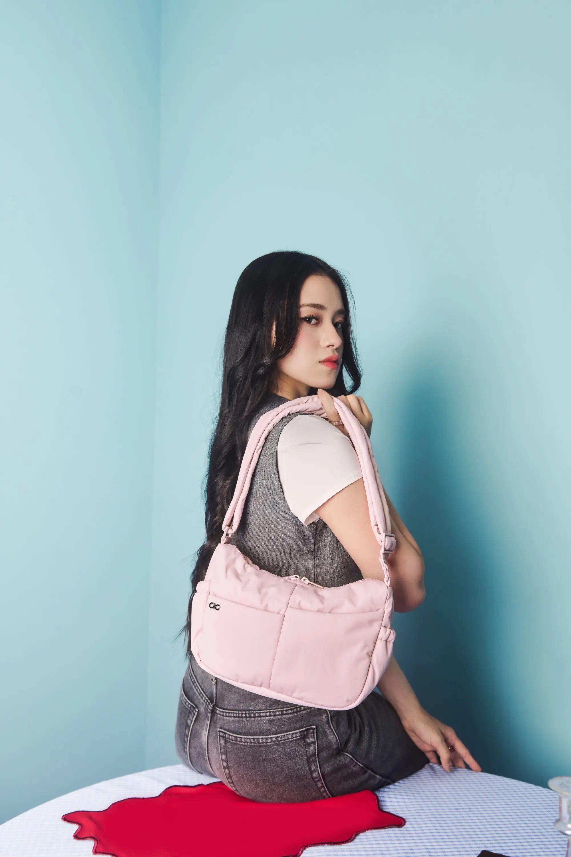 MINI SIGNATURE POCKET CROSSBODY BAG IN POSH BLOOM PINK 